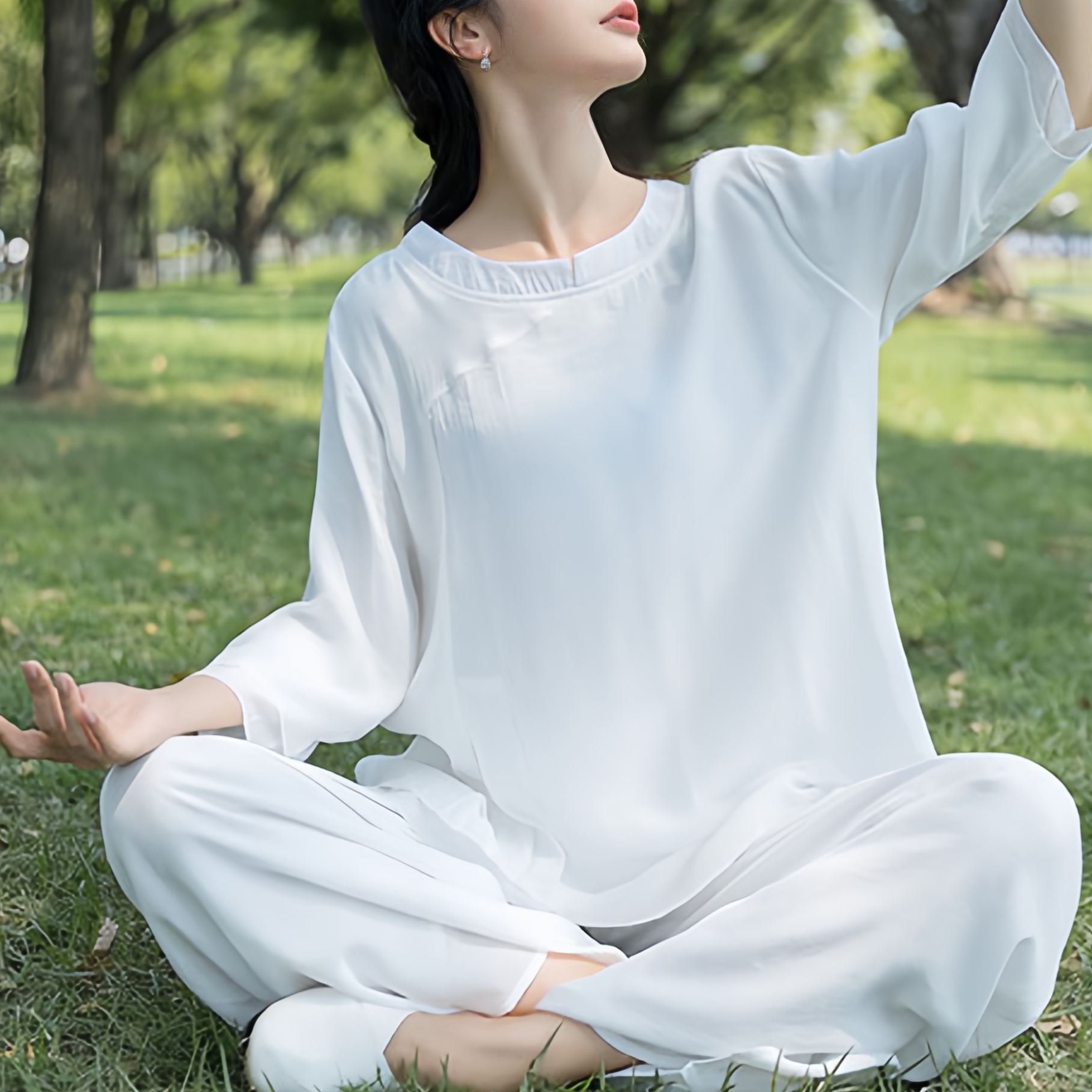 Zen Cotton and Linen Round Neck Mid Sleeve Suit