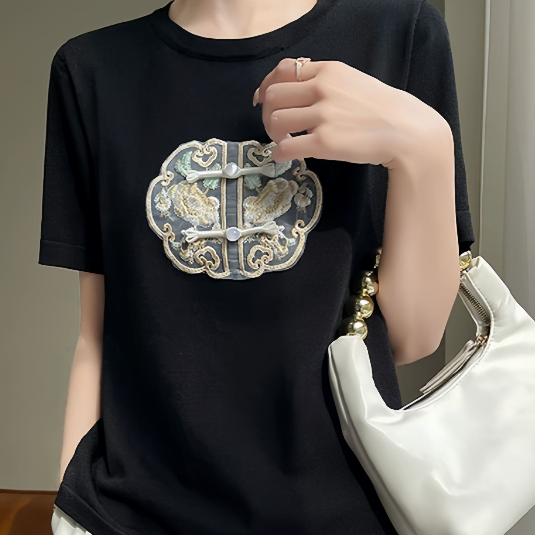 Intangible Cultural Heritage New Chinese Style Ice Silk Embroidered T-shirt for Women- EclatDoré