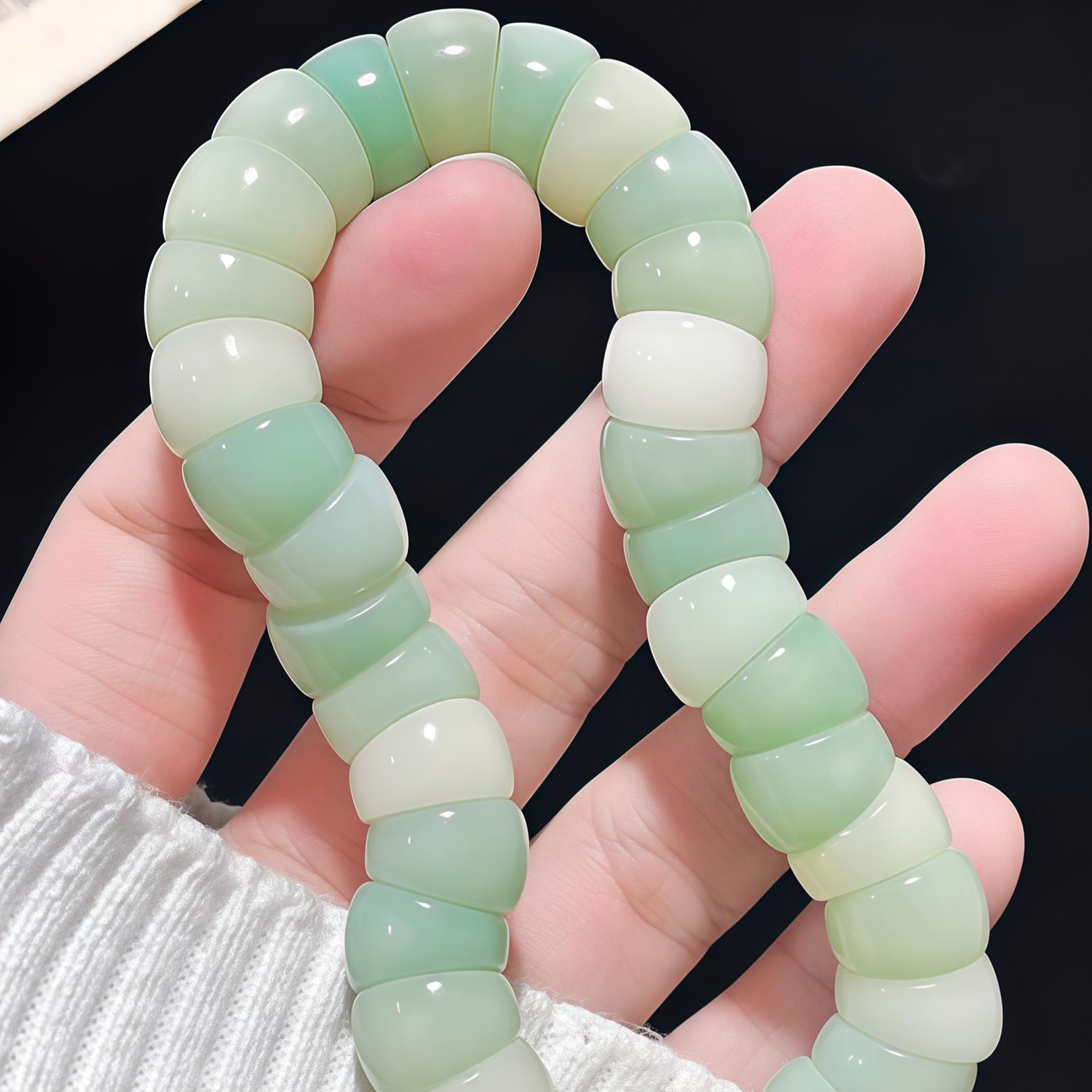 "Green Grape Zen Heart" Light Green Grape Pig Intestine Bodhi Soft Finger Bracelet