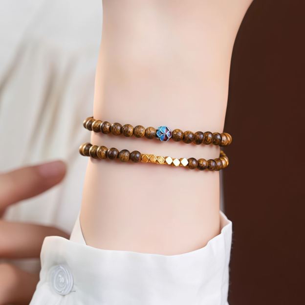 2025 Hot Sale Natural Sandalwood Sinking Bracelet| Soothing and Sleep-Inducing