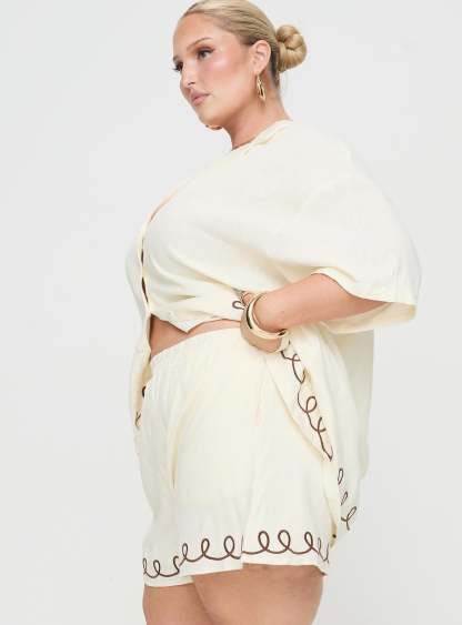Jamari Linen Blend Shorts Cream / Brown Curve