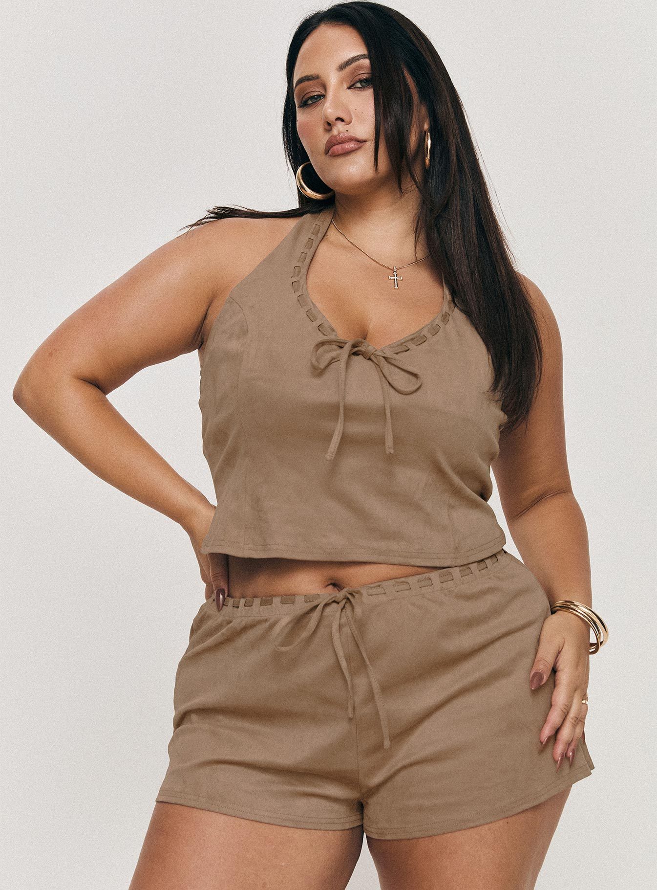 Eternal Youth Faux Suede Short Taupe Curve