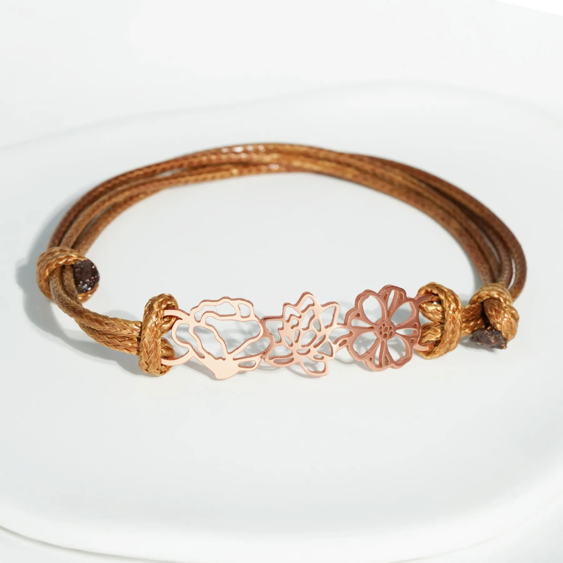 Adjustable 1-8 Birth Flower Bracelet