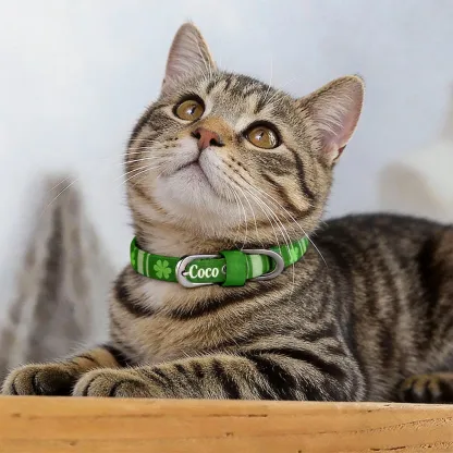 Custom Four Leaf Clover Adjustable Dog Cat Collar with Metal D-ring and Buckle for St. Patrick's Day