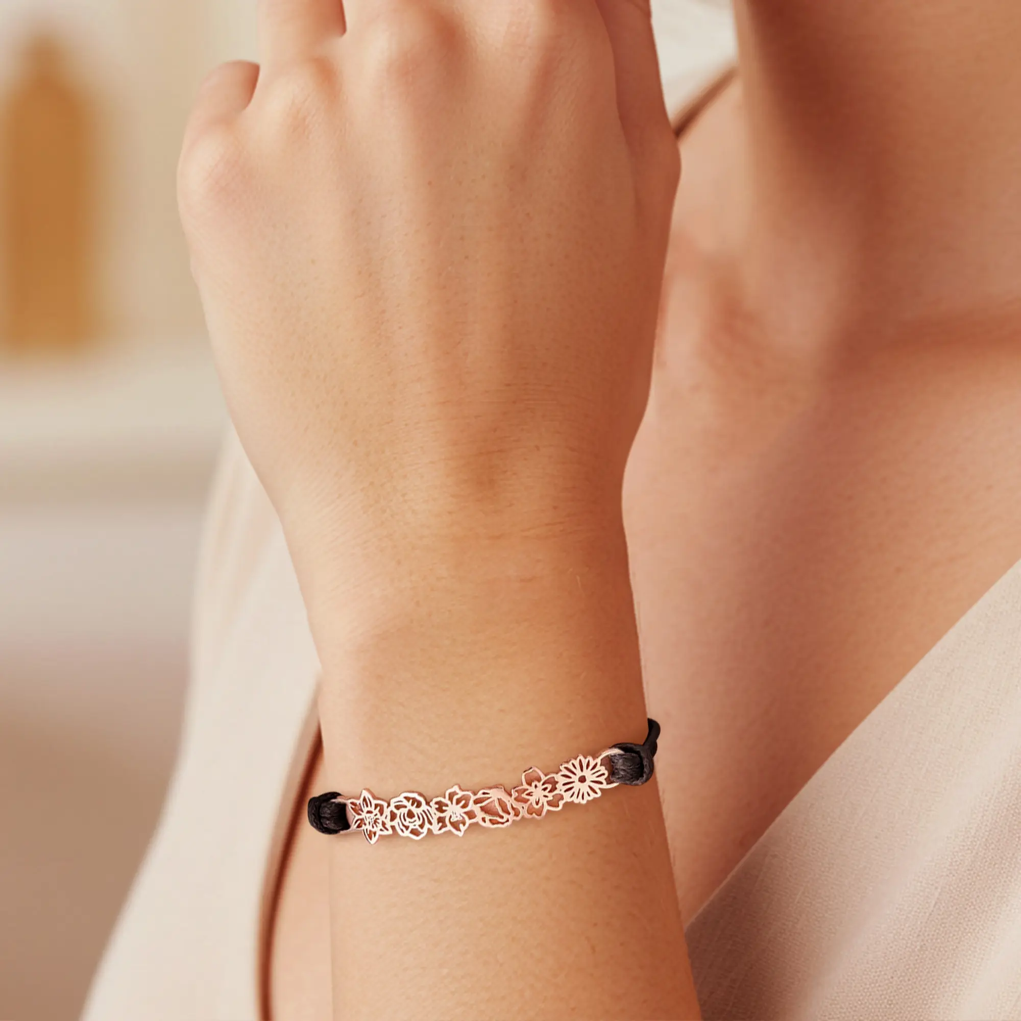 Adjustable 1-8 Birth Flower Bracelet