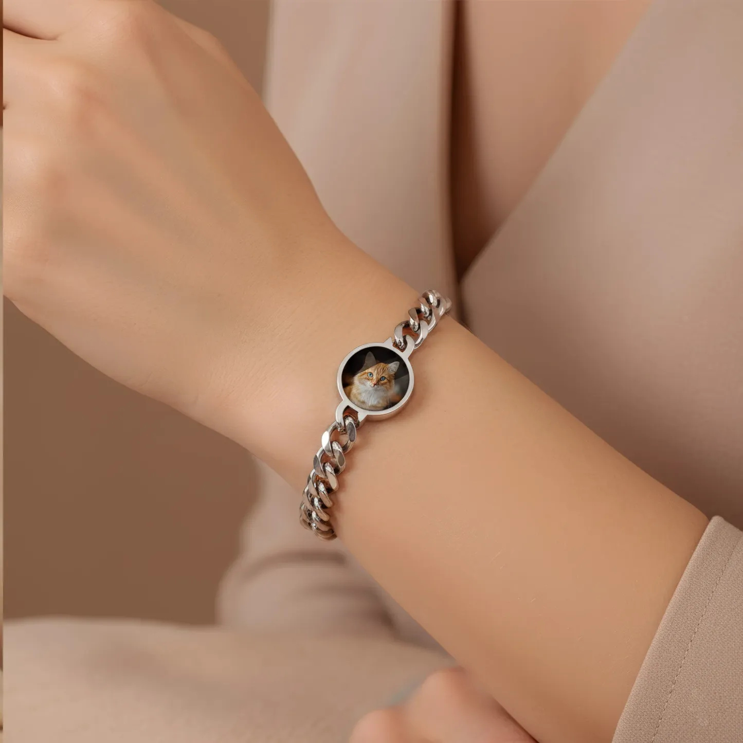 Custom Round Shape Hidden Photo Heat Activated Bracelet