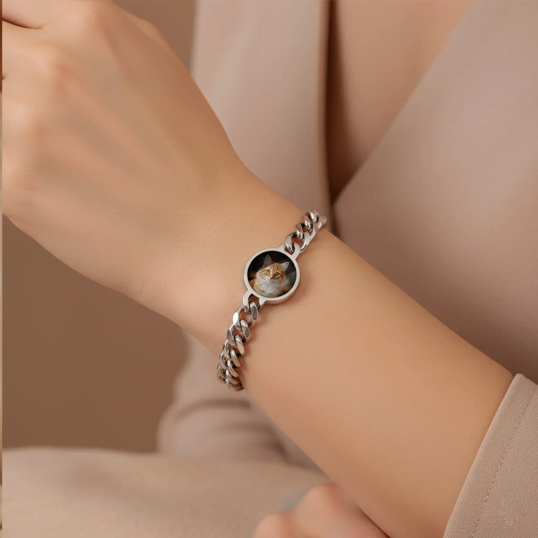 Custom Round Shape Hidden Photo Heat Activated Bracelet