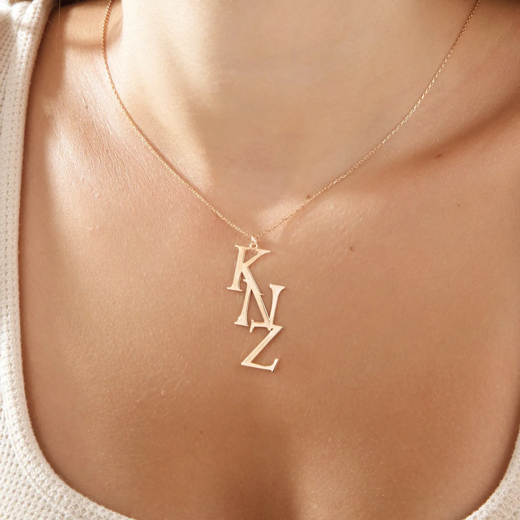 Personalized Vertical Name Pendant Necklace
