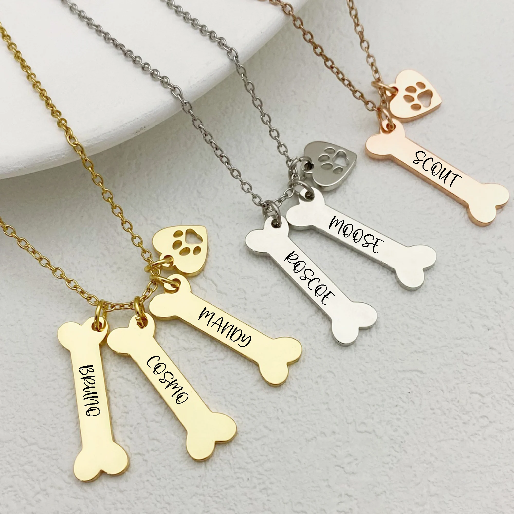 Custom Bone Shape Name Necklace with Paw Pattern