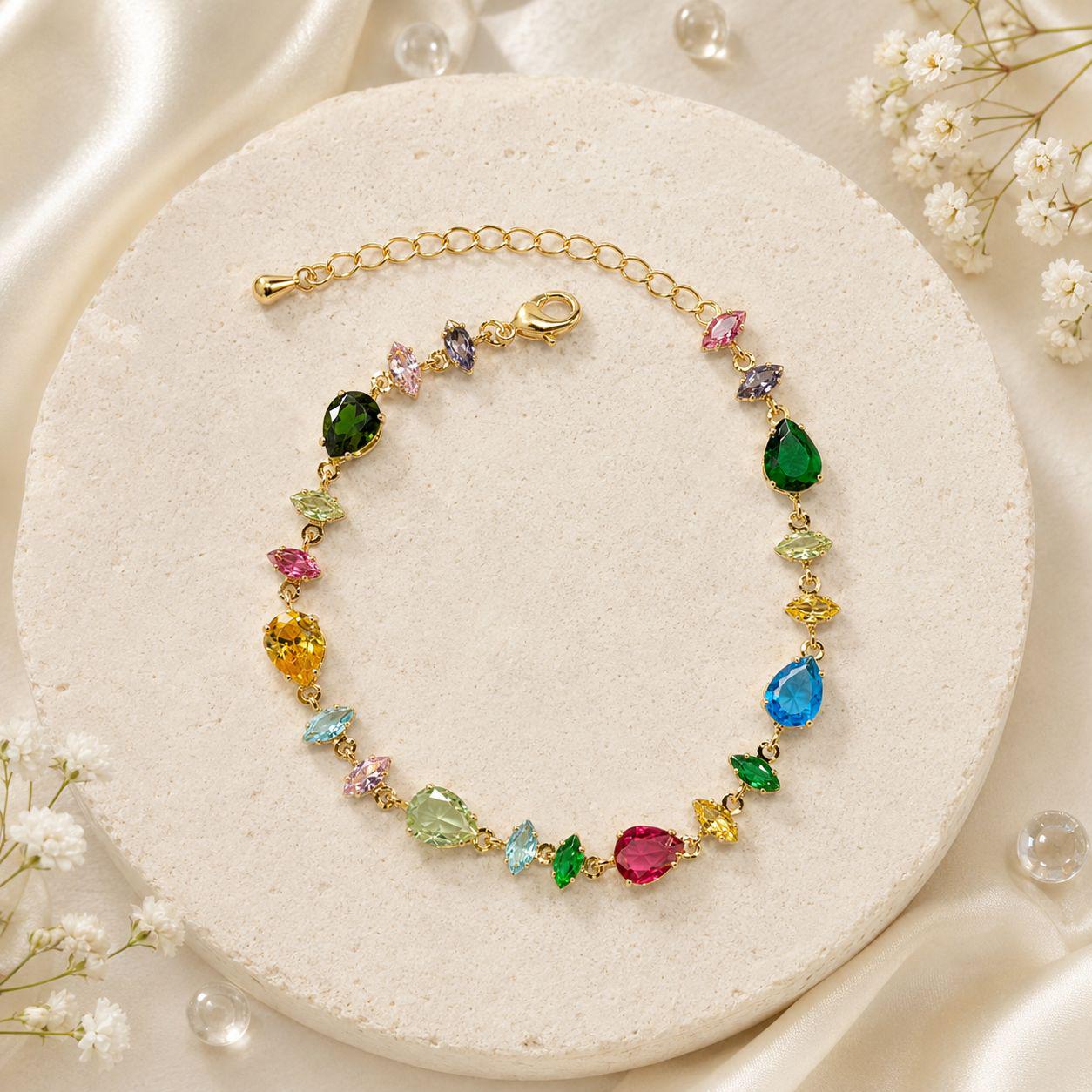 Bracelet with six teardrop-shaped cubic zirconia stones