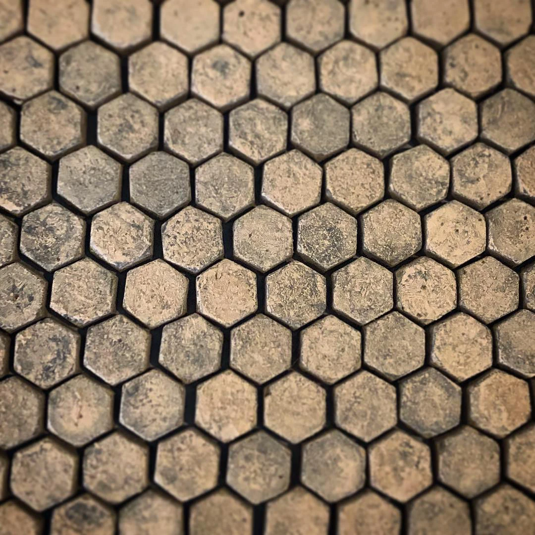 {"default":"hexagon gummies"}
