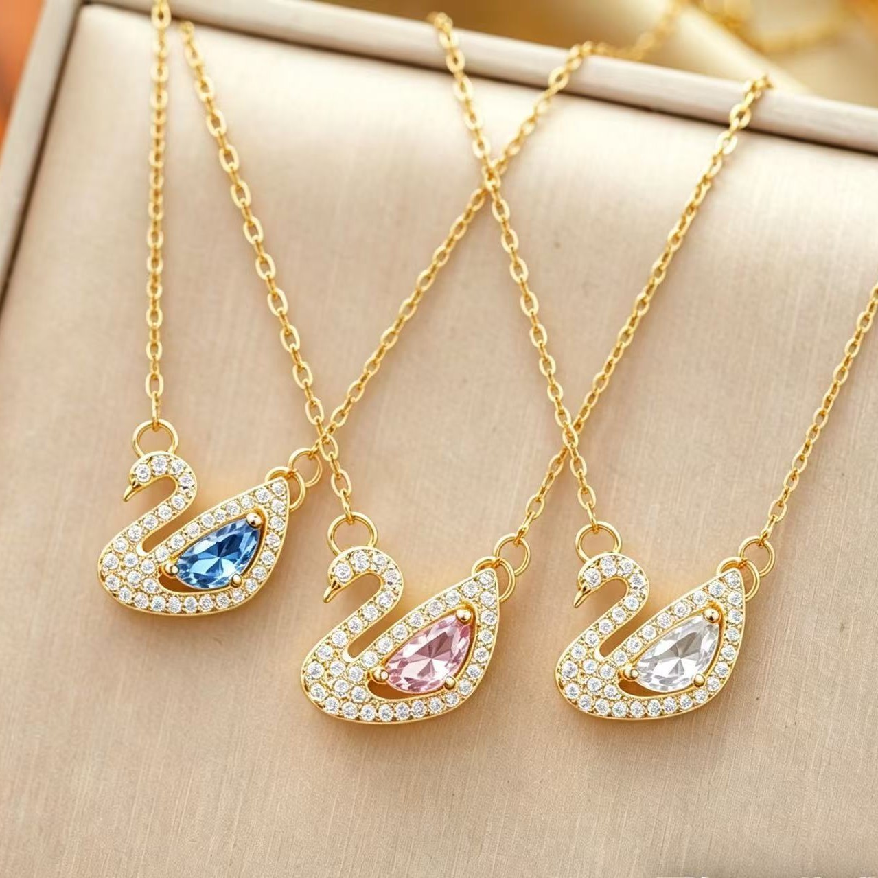 Minimal Hollow Swan Pendant-【Necklace】