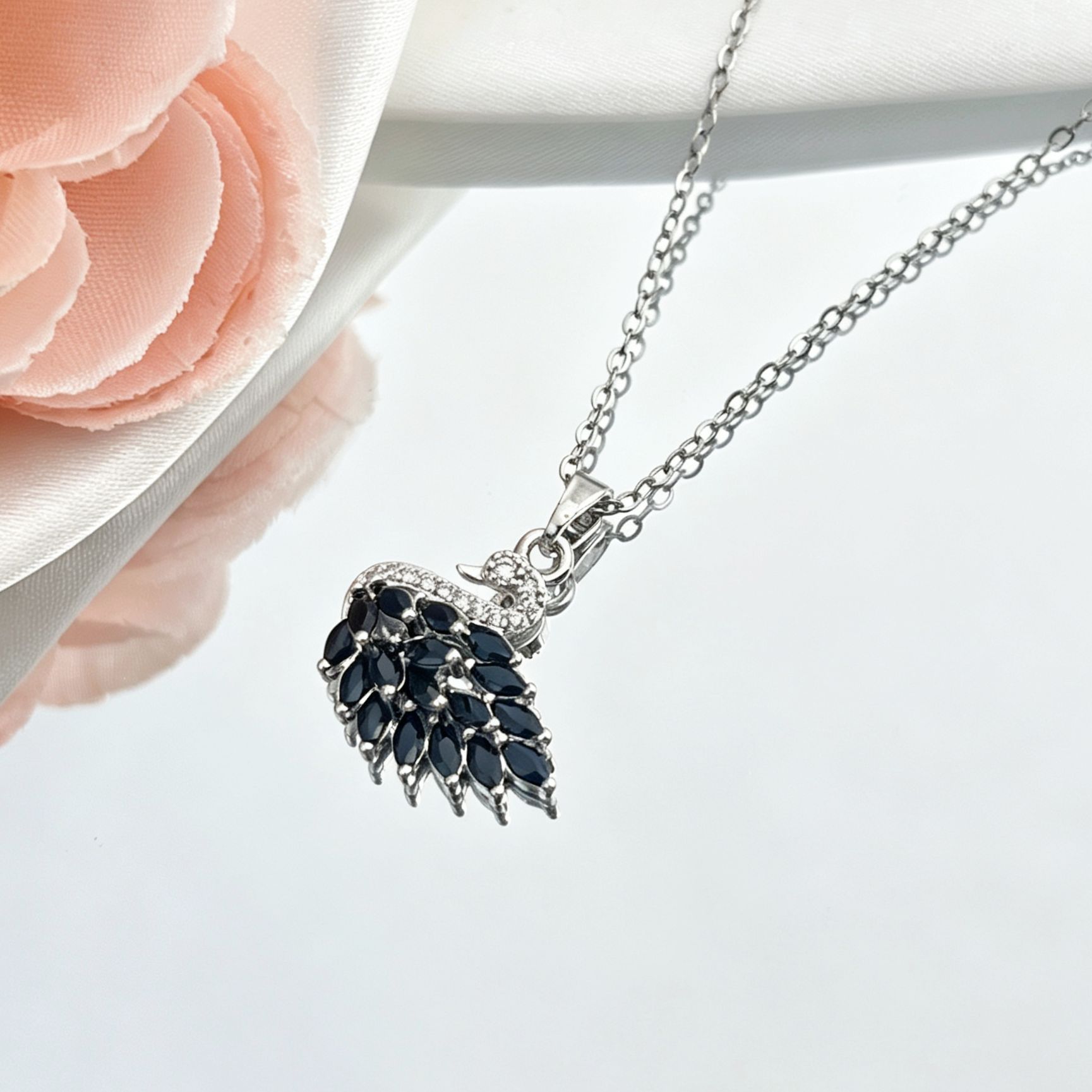 Swan Pendant-【necklace/earrings】