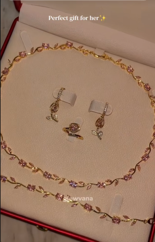 Valentines Day Gifts❤️