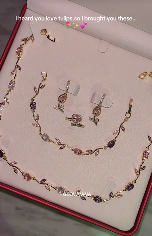 Valentines Day Gifts❤️