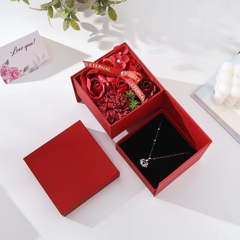 Unlock Complimentary Valentine’s Day Gift Wrapping!