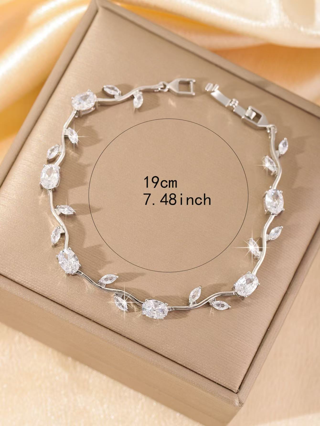 Dainty Rose Bracelet