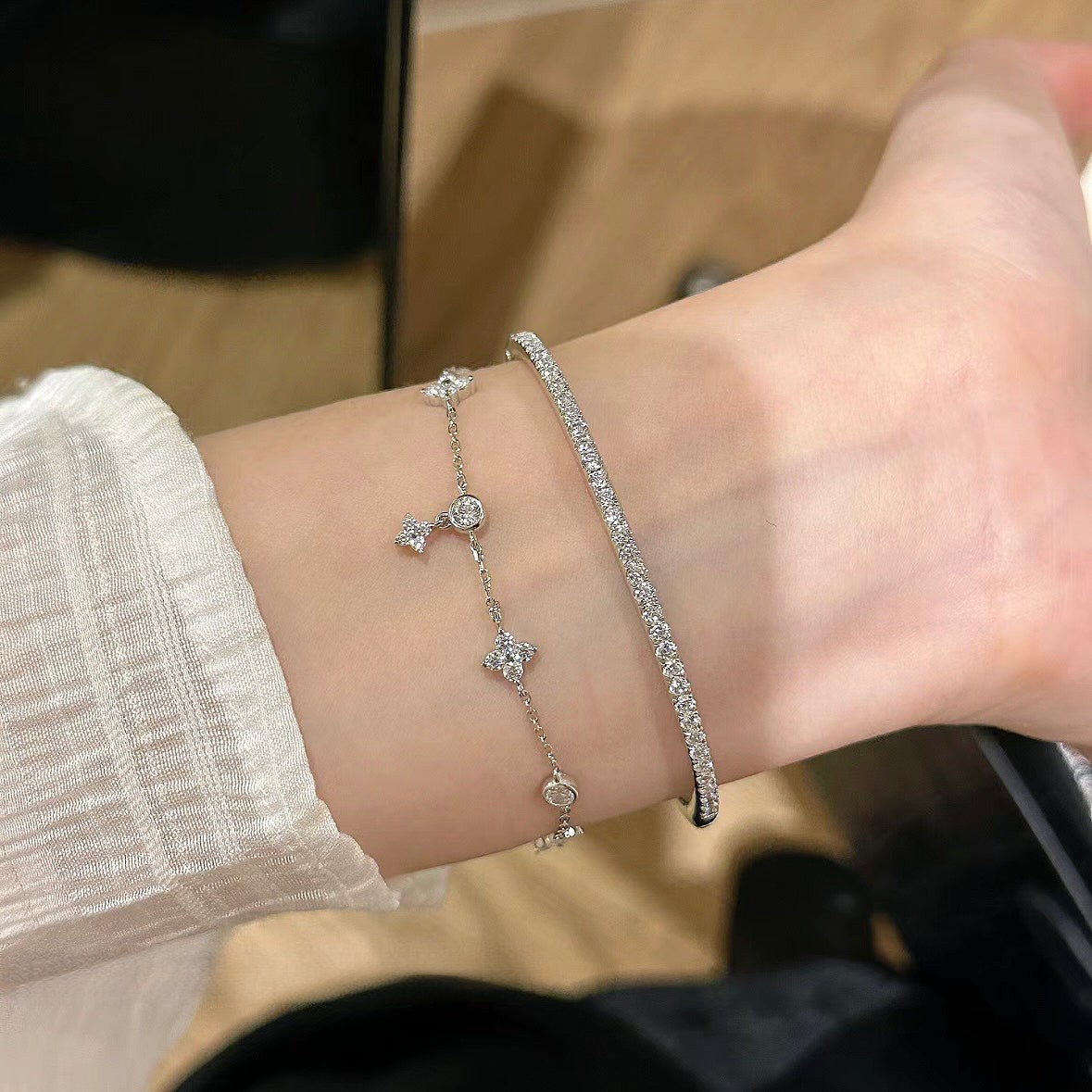 925 Silver Four Leaf Bubble Diamond Bracelet