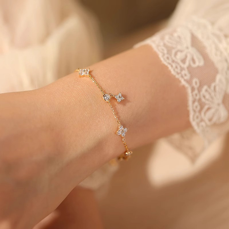 Sakura Tassel Zircon Bracelet