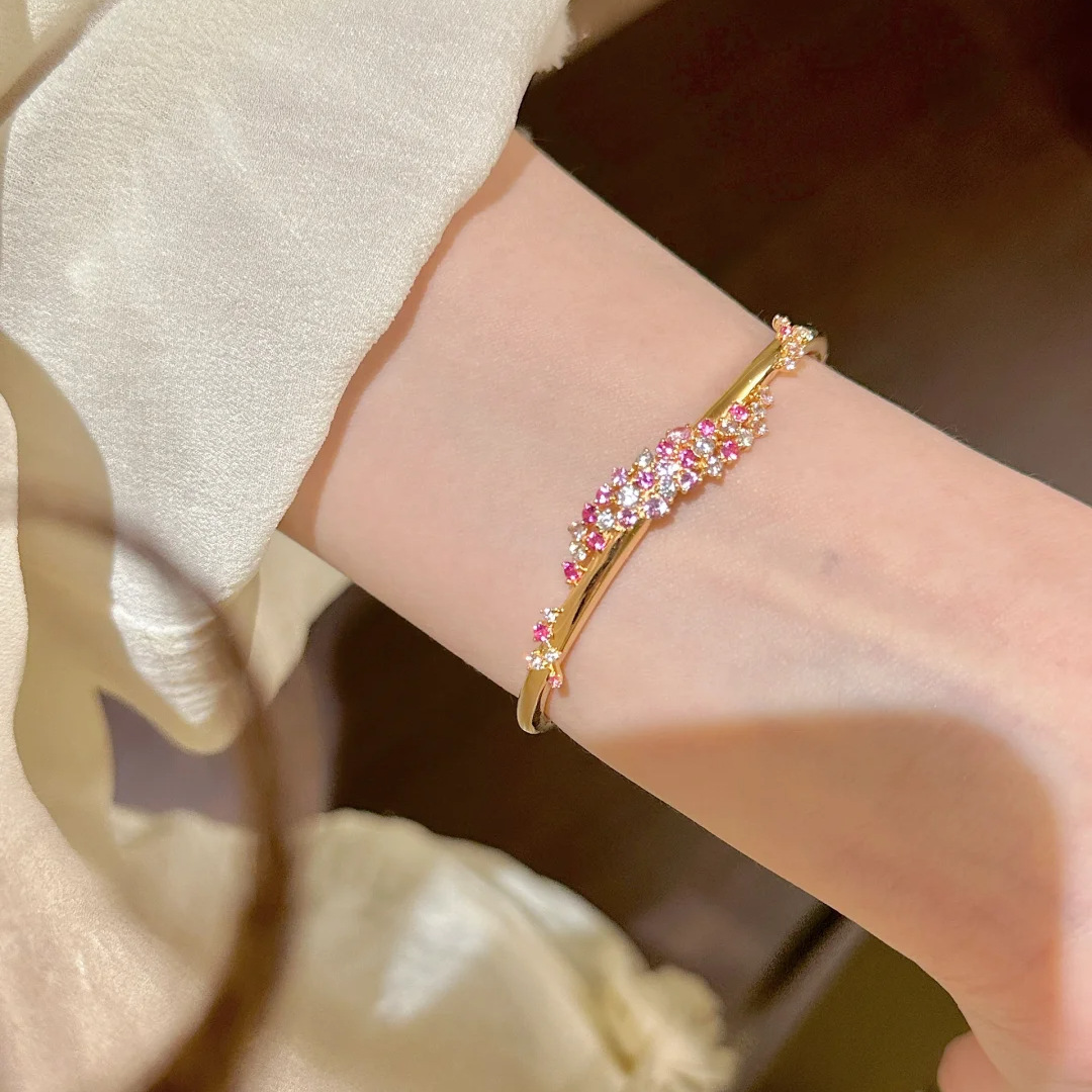 Peach Pink Diamond Flower Wrapped Zircon Bracelet