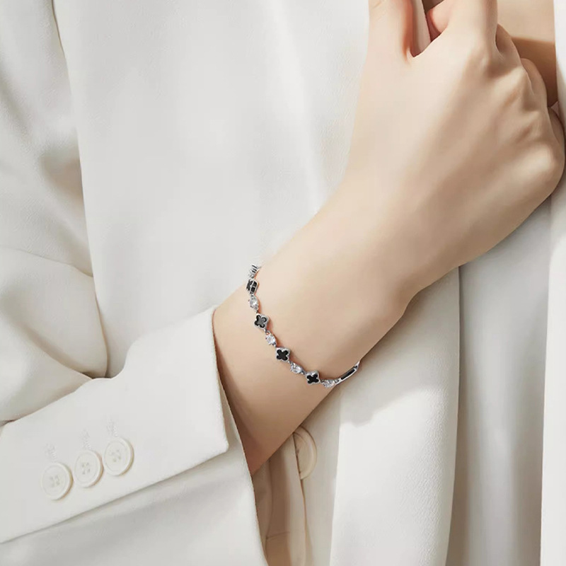 Black Onyx Sakura Bracelet