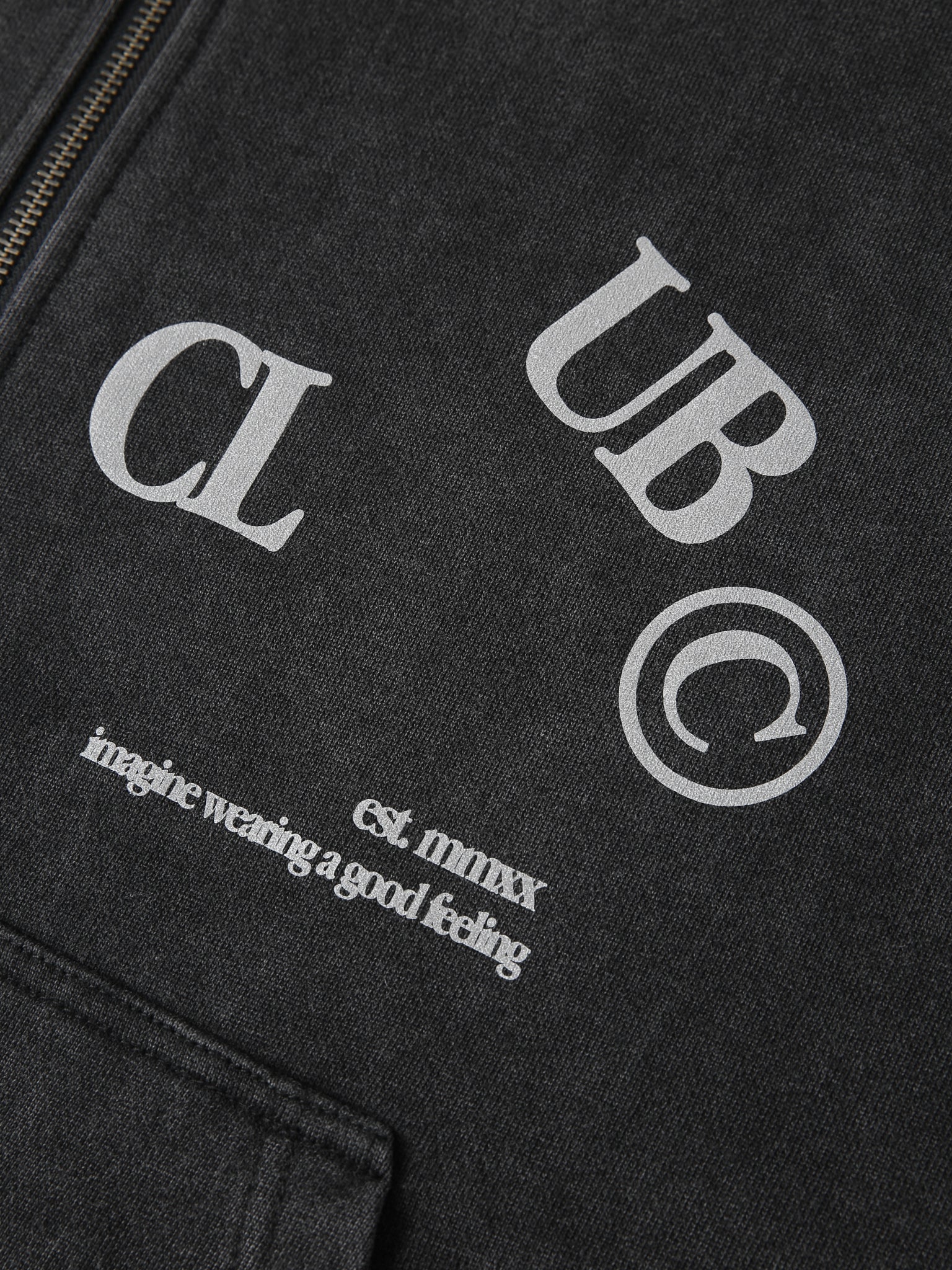 FALLING LETTERS ZIP UP - BLACK-Fineriform