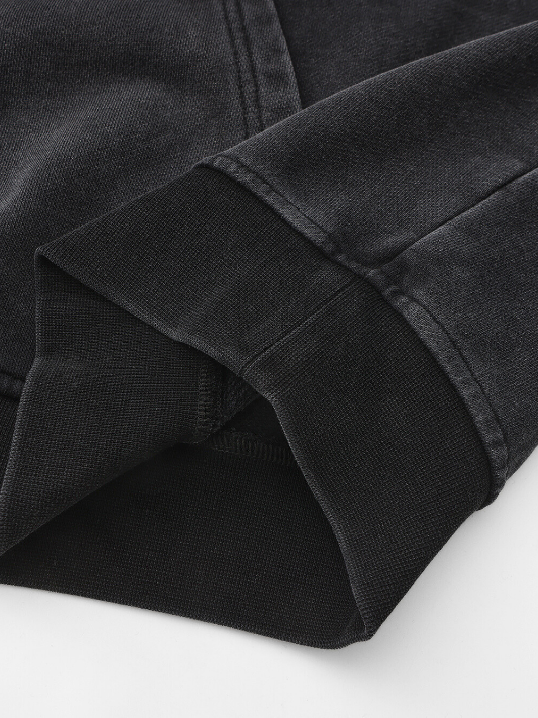ESSENTIAL BOXY HOODIE - VINTAGE BLACK-Fineriform