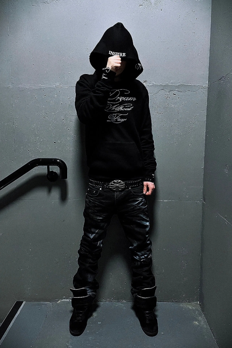 WITHOUT FEAR HOODIE-Fineriform