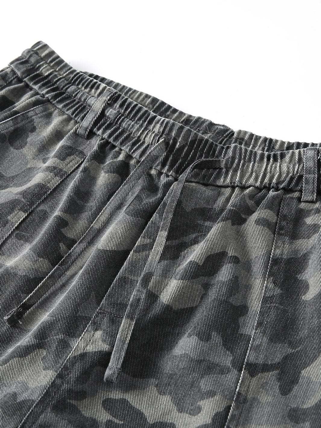 CAMO CARGO SHORTS - SMOKE-Fineriform