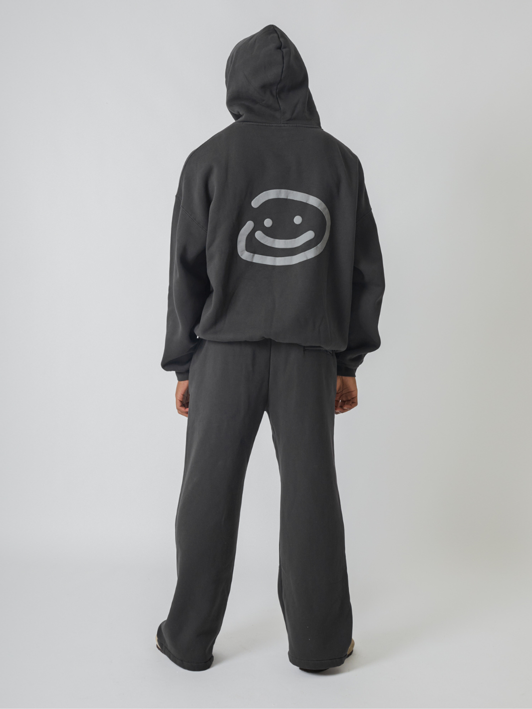SMILEY LOGO HOODIE - FADED BLACK-Fineriform