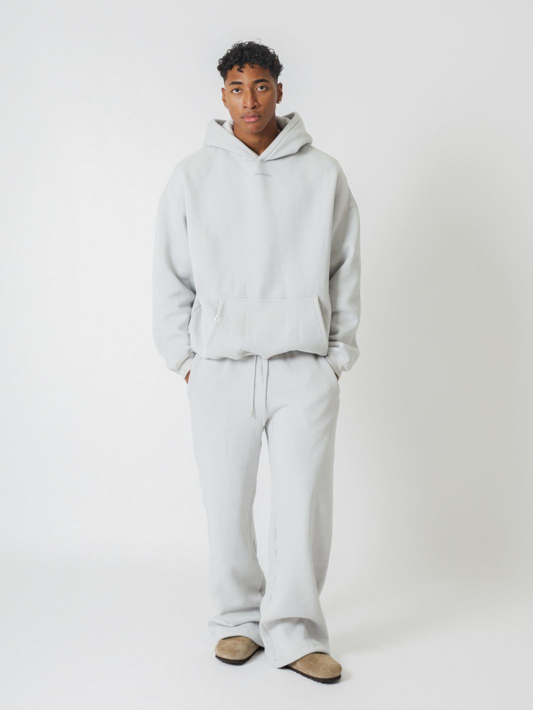 SMILEY LOGO HOODIE - LIGHT GREY-Fineriform