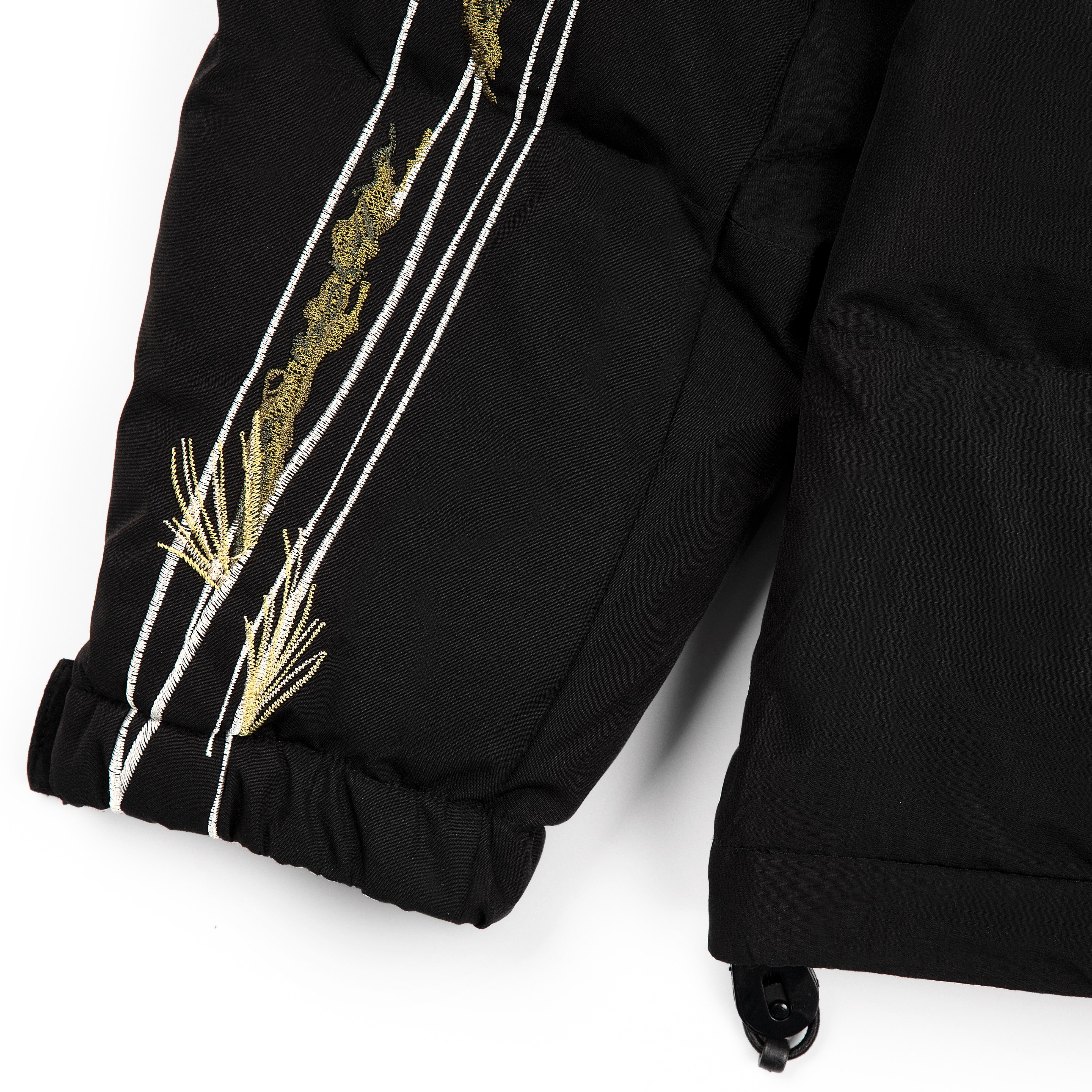 "void" Puffer black-Fineriform