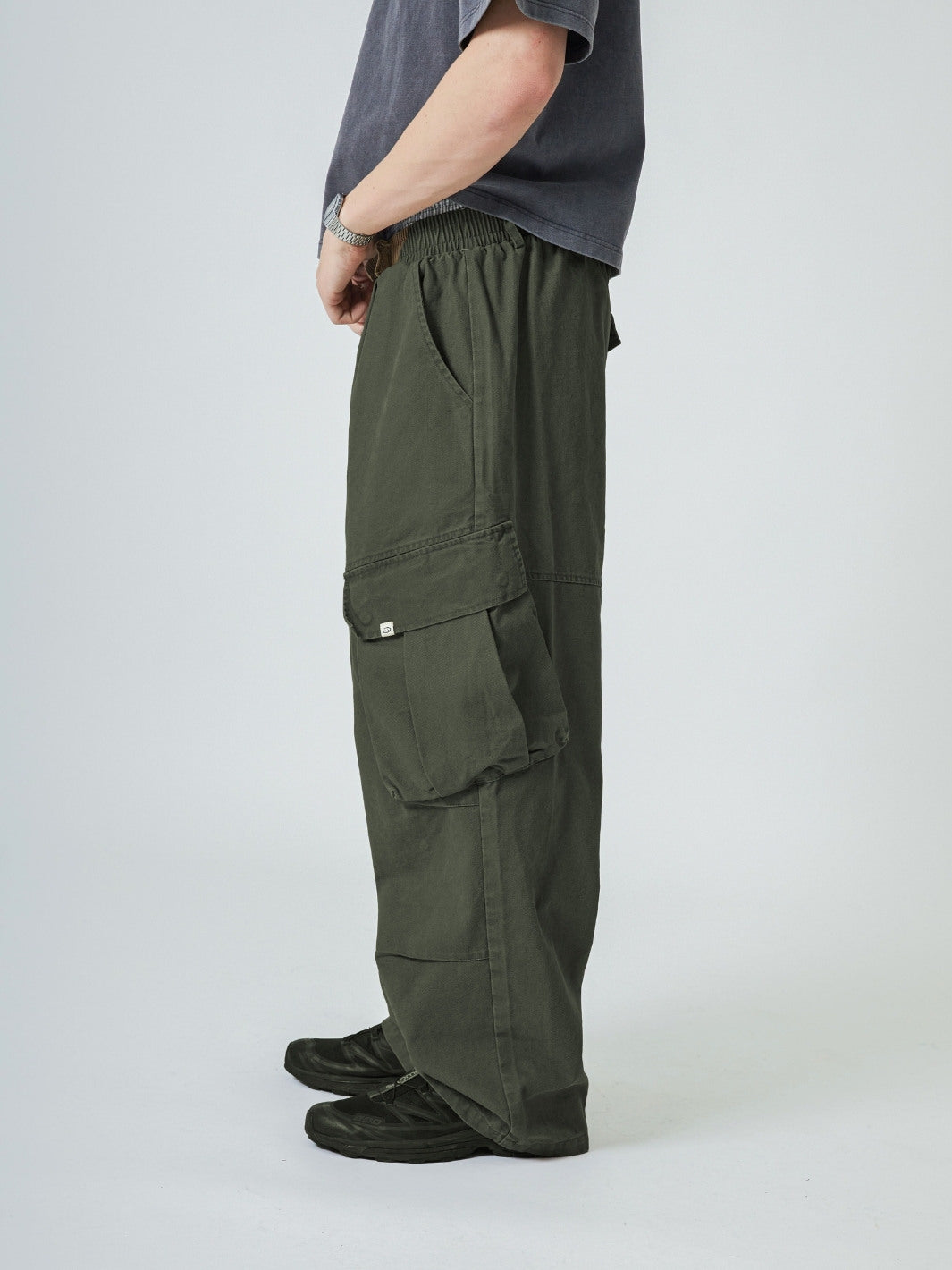BAGGY CARGO PANTS - ARMY GREEN-Fineriform