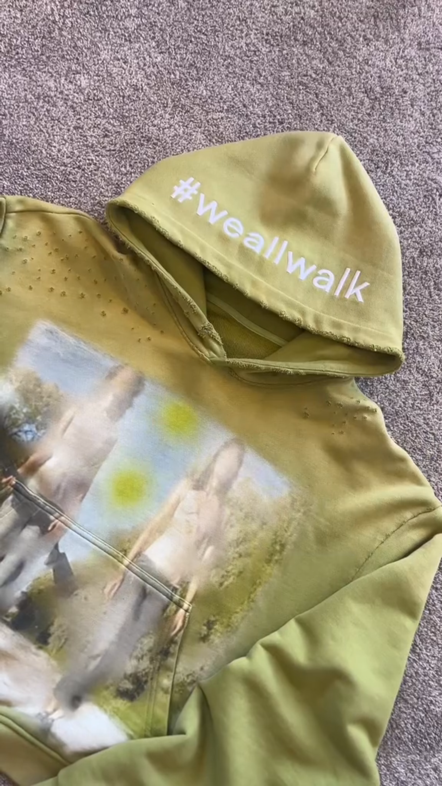 “WEALLWALK” HOODIE-Fineriform