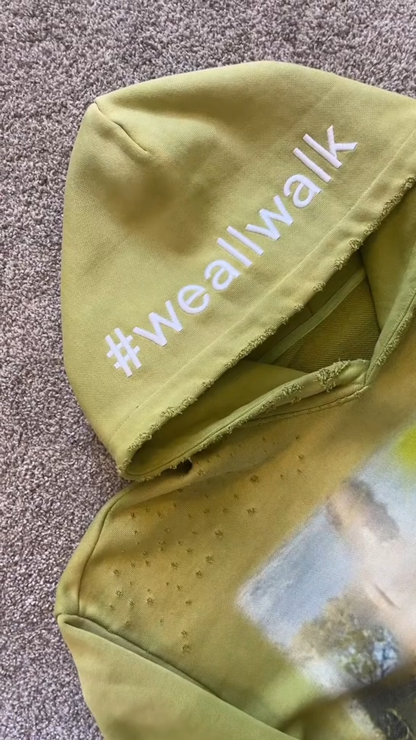 “WEALLWALK” HOODIE-Fineriform