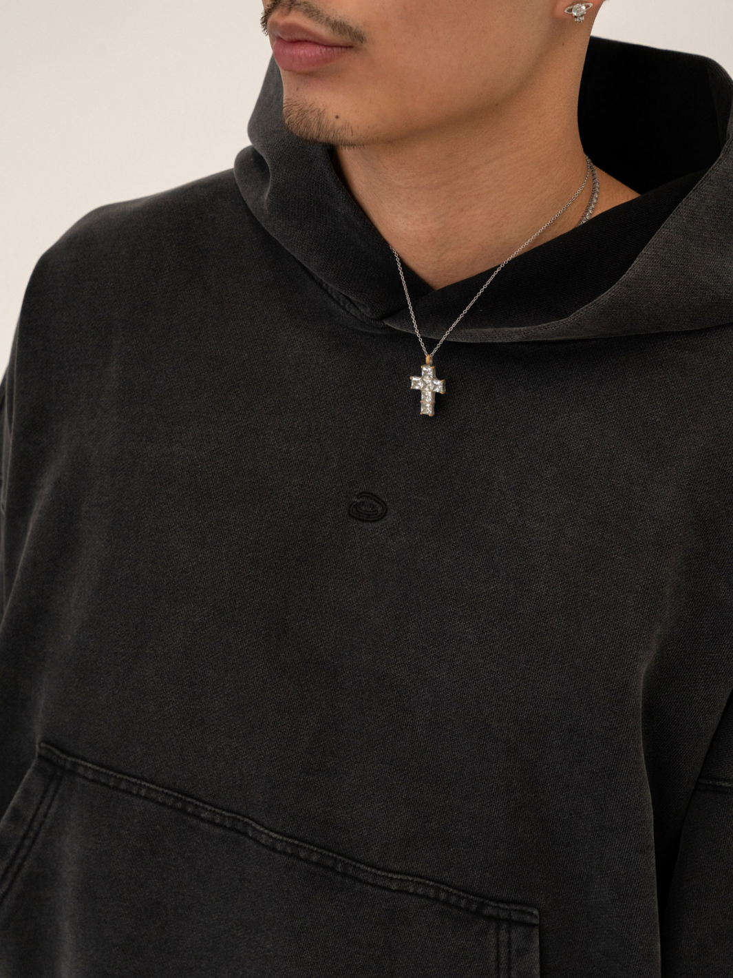 ESSENTIAL BOXY HOODIE - VINTAGE BLACK-Fineriform