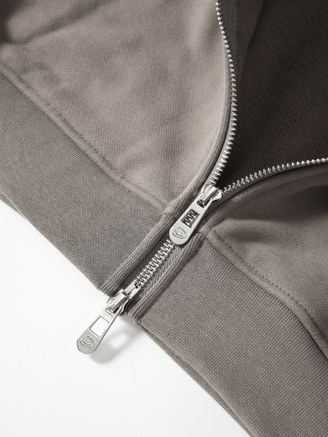 SMILEY BOXY DOUBLE ZIP - LATTE-Fineriform