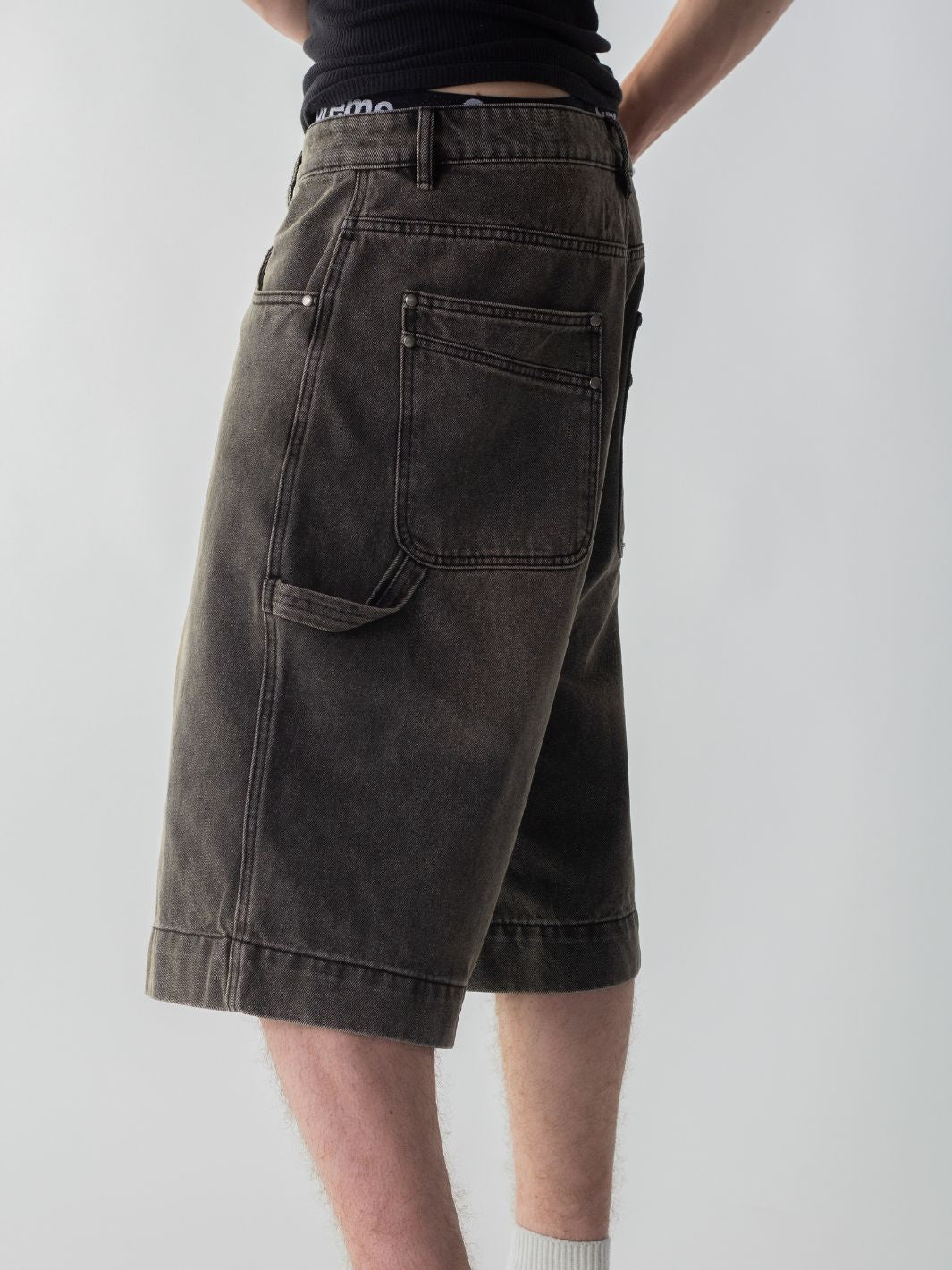 SMILEY STITCH JORTS - MUD BROWN-Fineriform