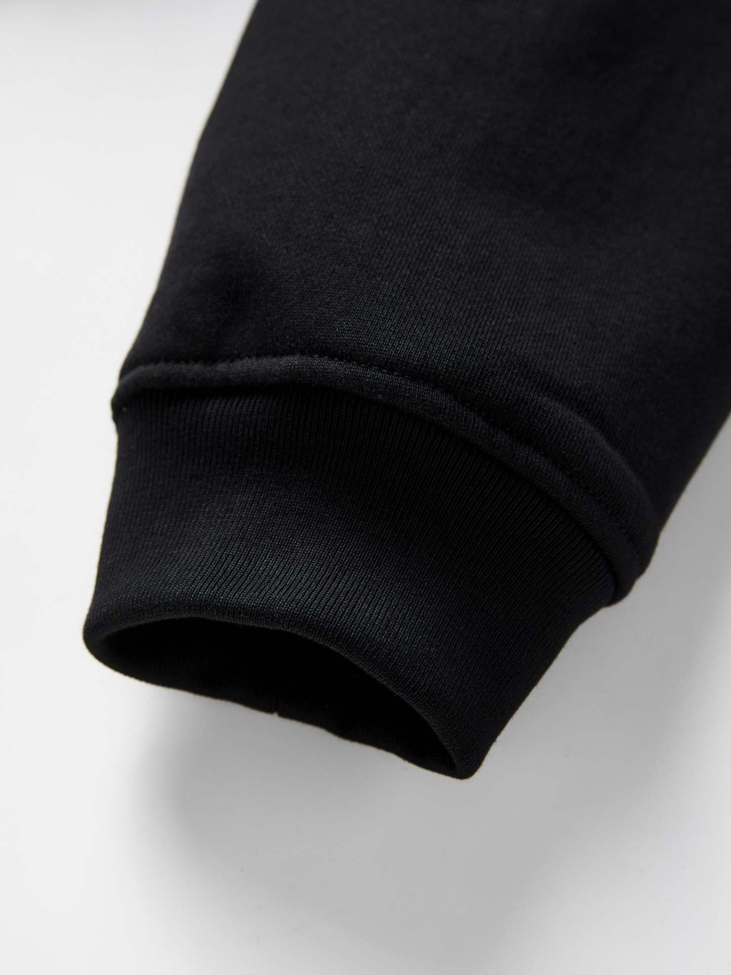 CHANCE ENCOUNTER ZIP UP - BLACK-Fineriform