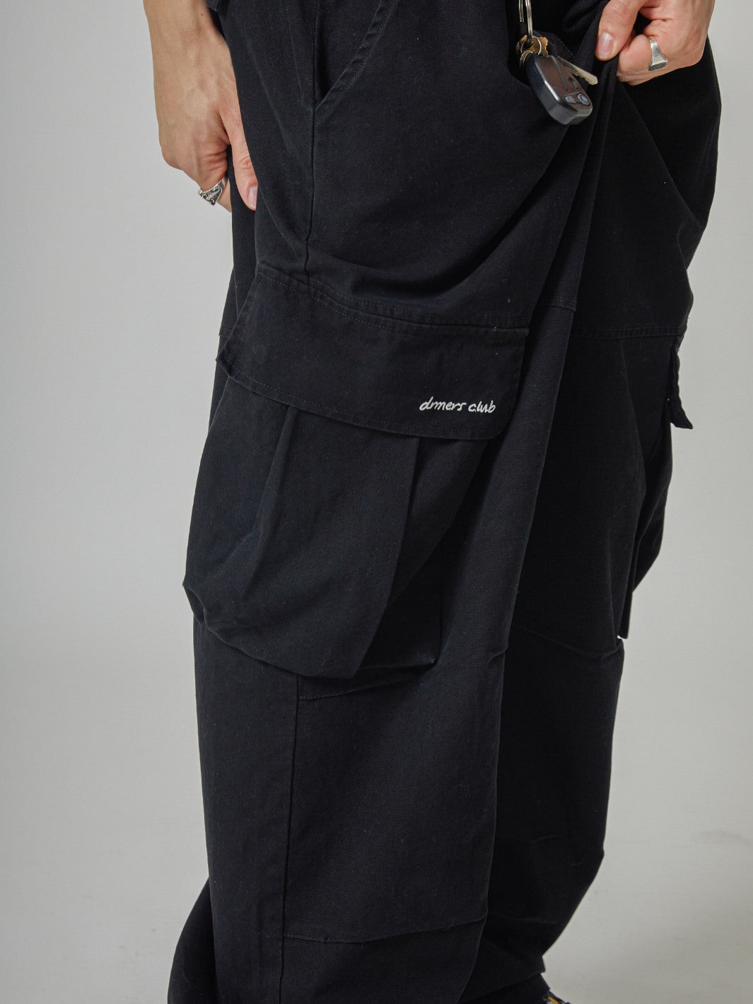 BAGGY CARGO PANTS - BLACK-Fineriform