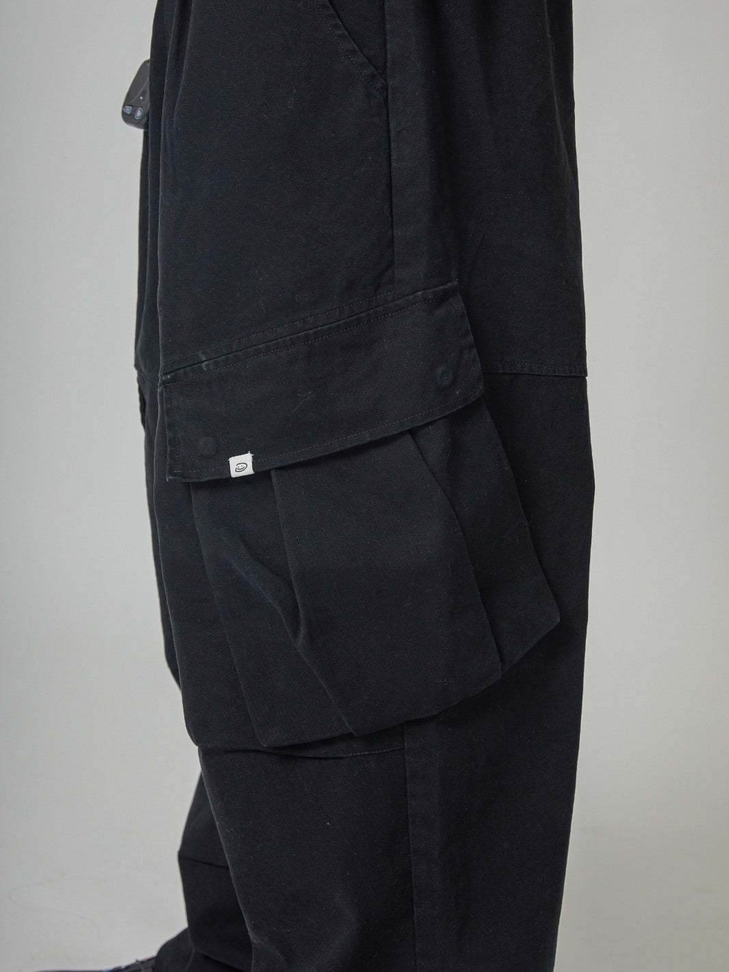 BAGGY CARGO PANTS - BLACK-Fineriform