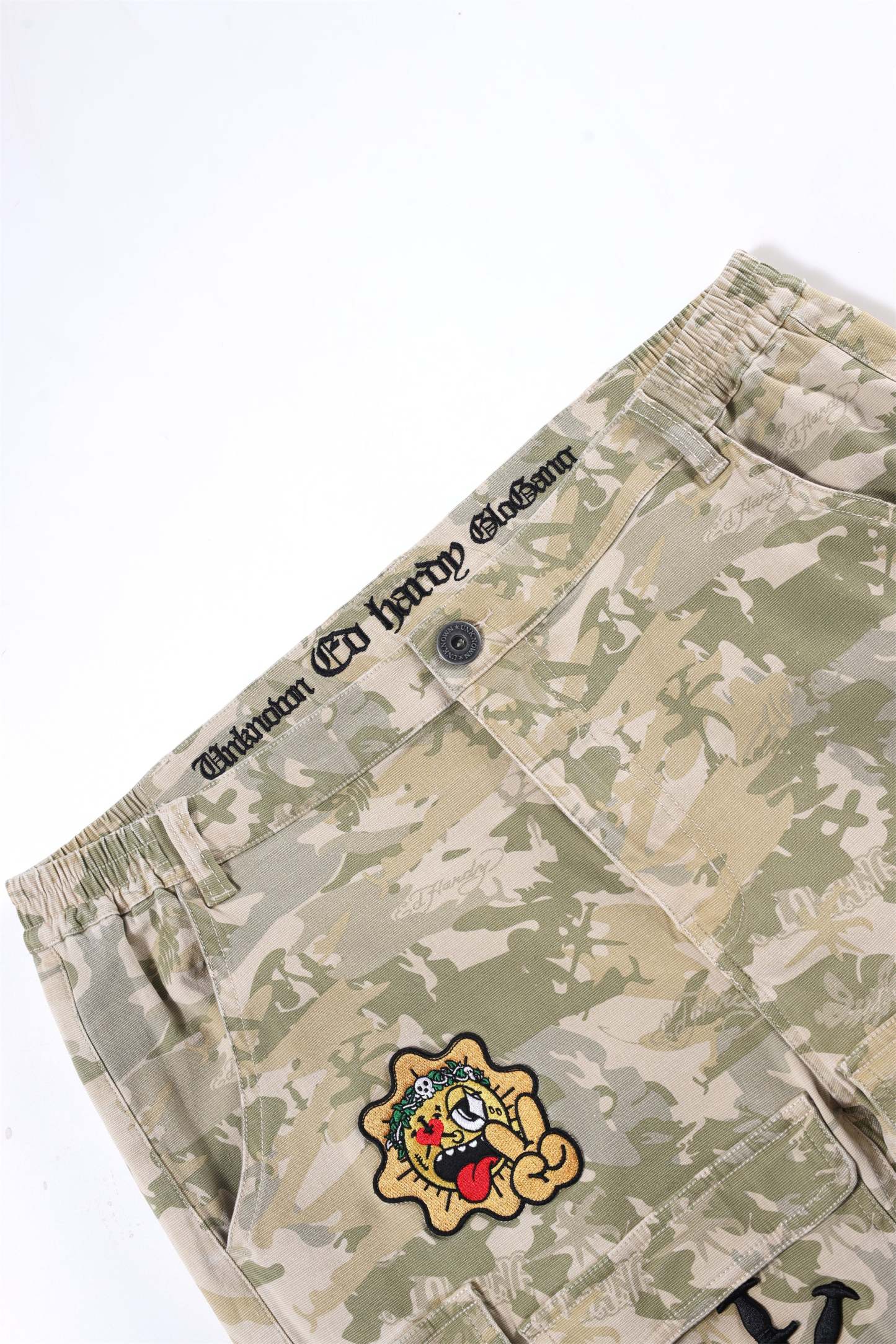 STACKED CAMO CARGOS-Fineriform