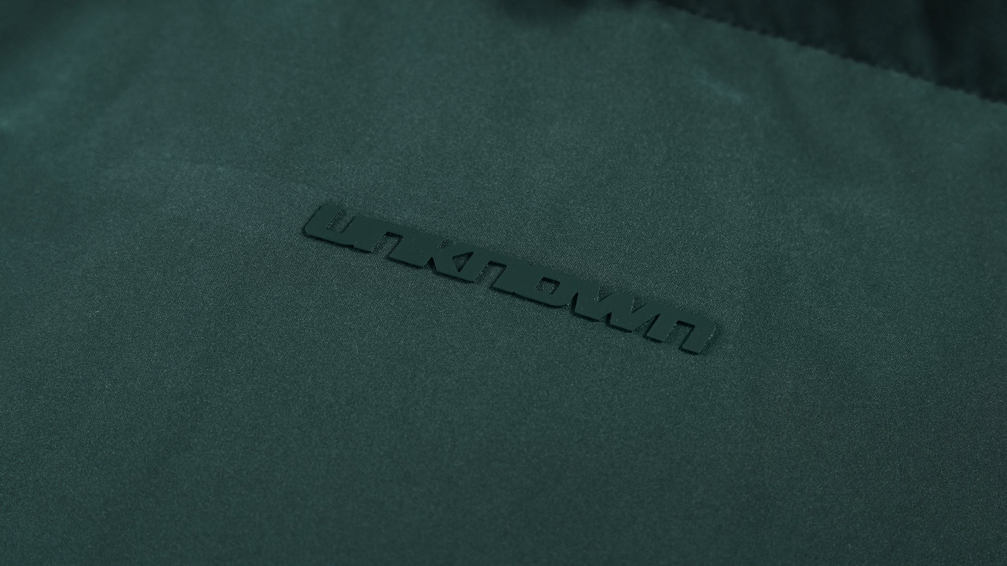 GREEN RHINESTONE PUFFER-Fineriform