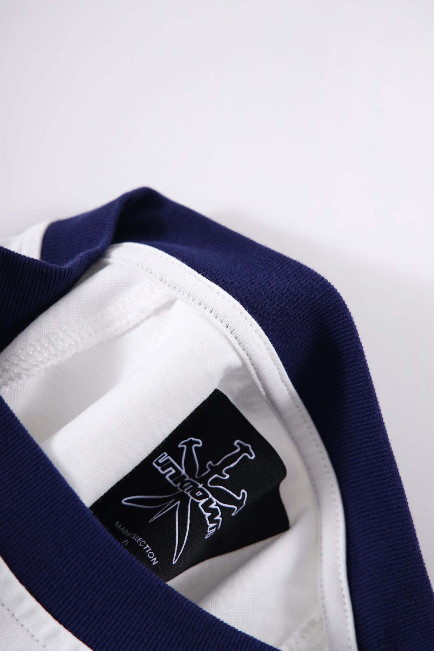 WHITE STRIPE LS TEE-Fineriform