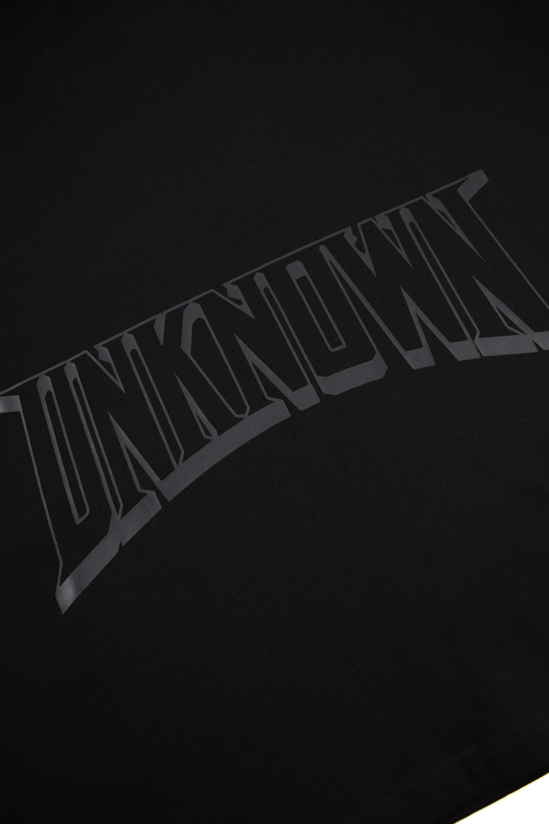 BLACKOUT LOGO TEE-Fineriform