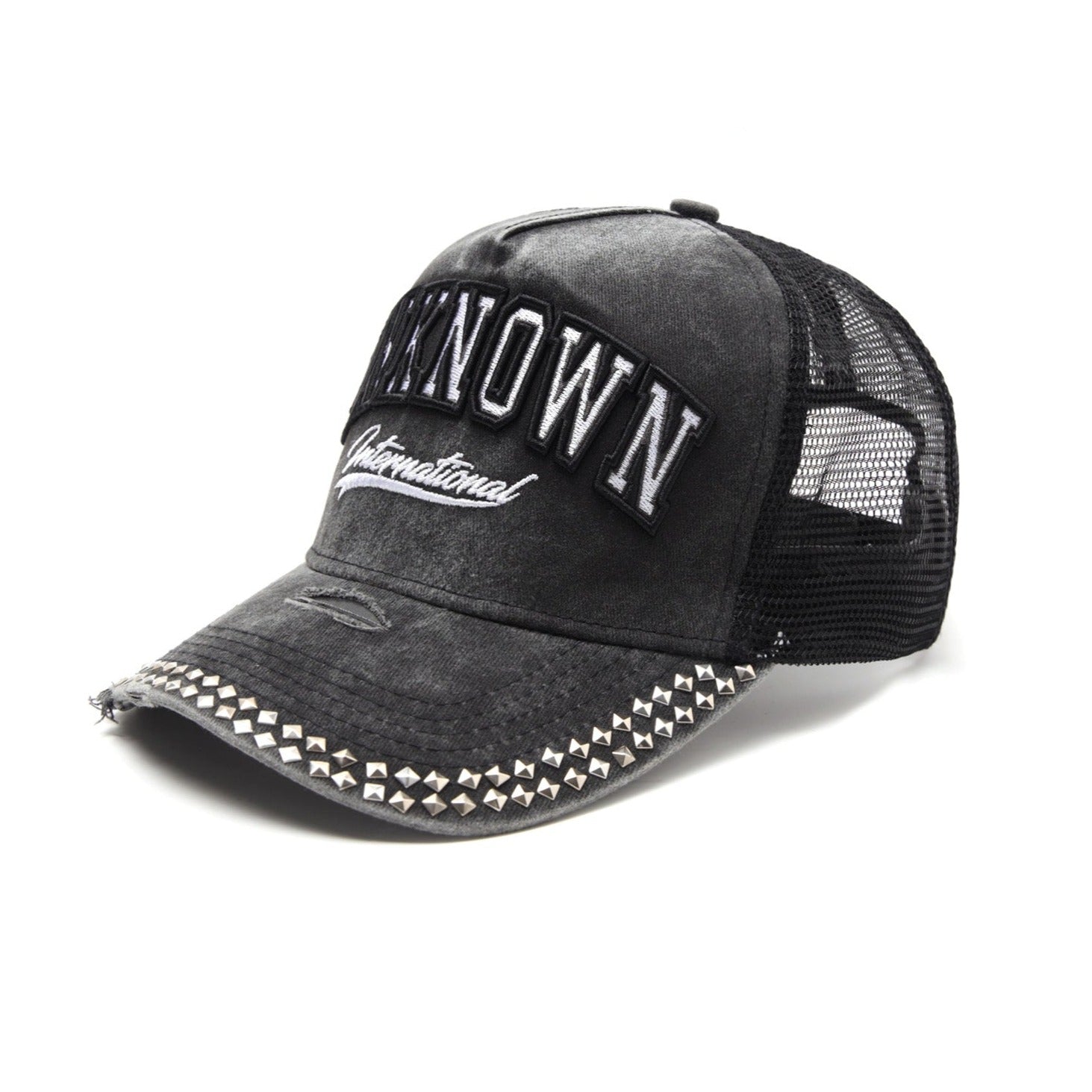 METAL STUDDED CAP-Fineriform