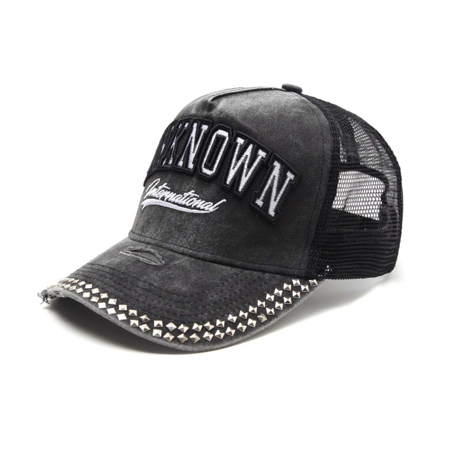 METAL STUDDED CAP-Fineriform