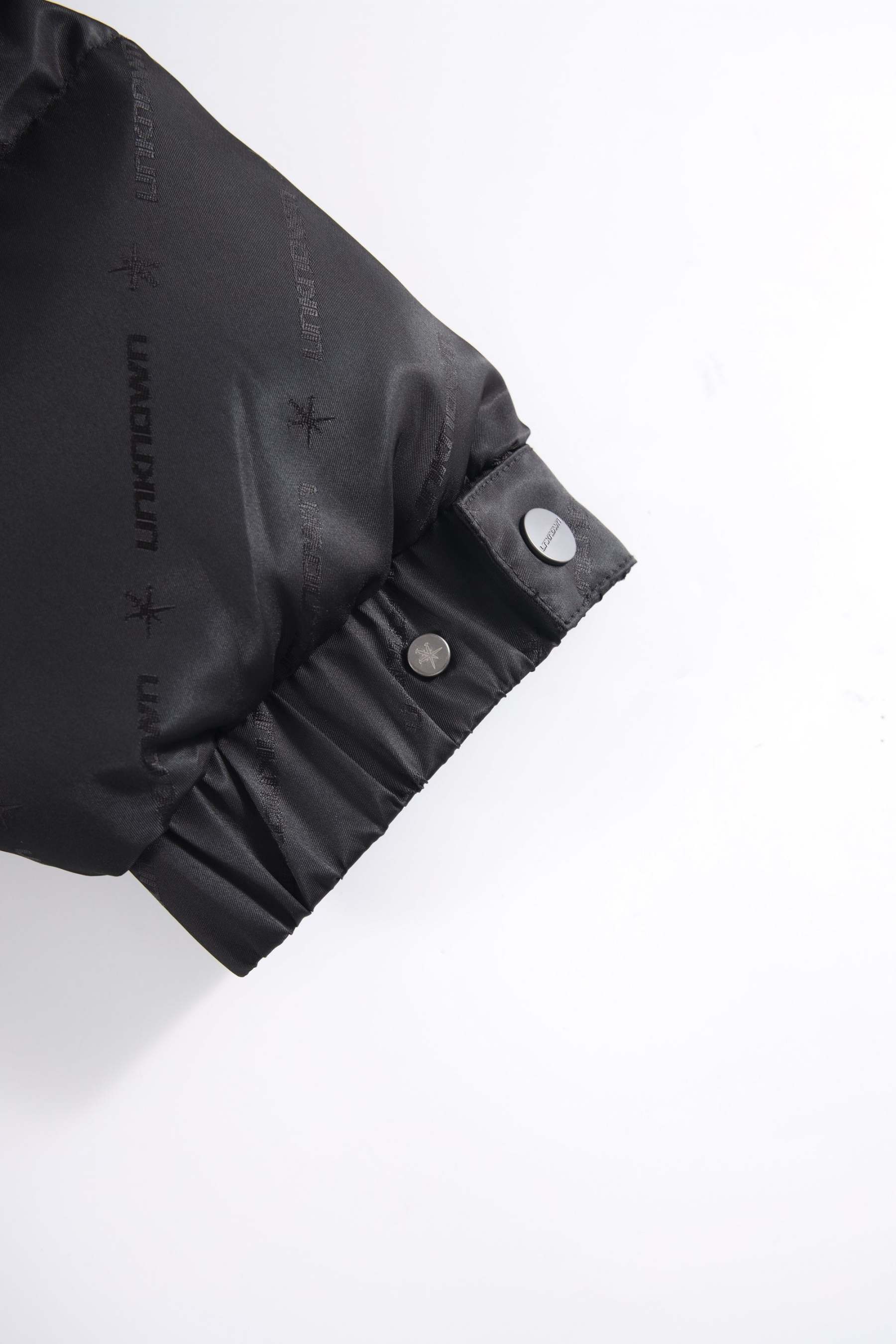 MONOGRAM PUFFER-Fineriform