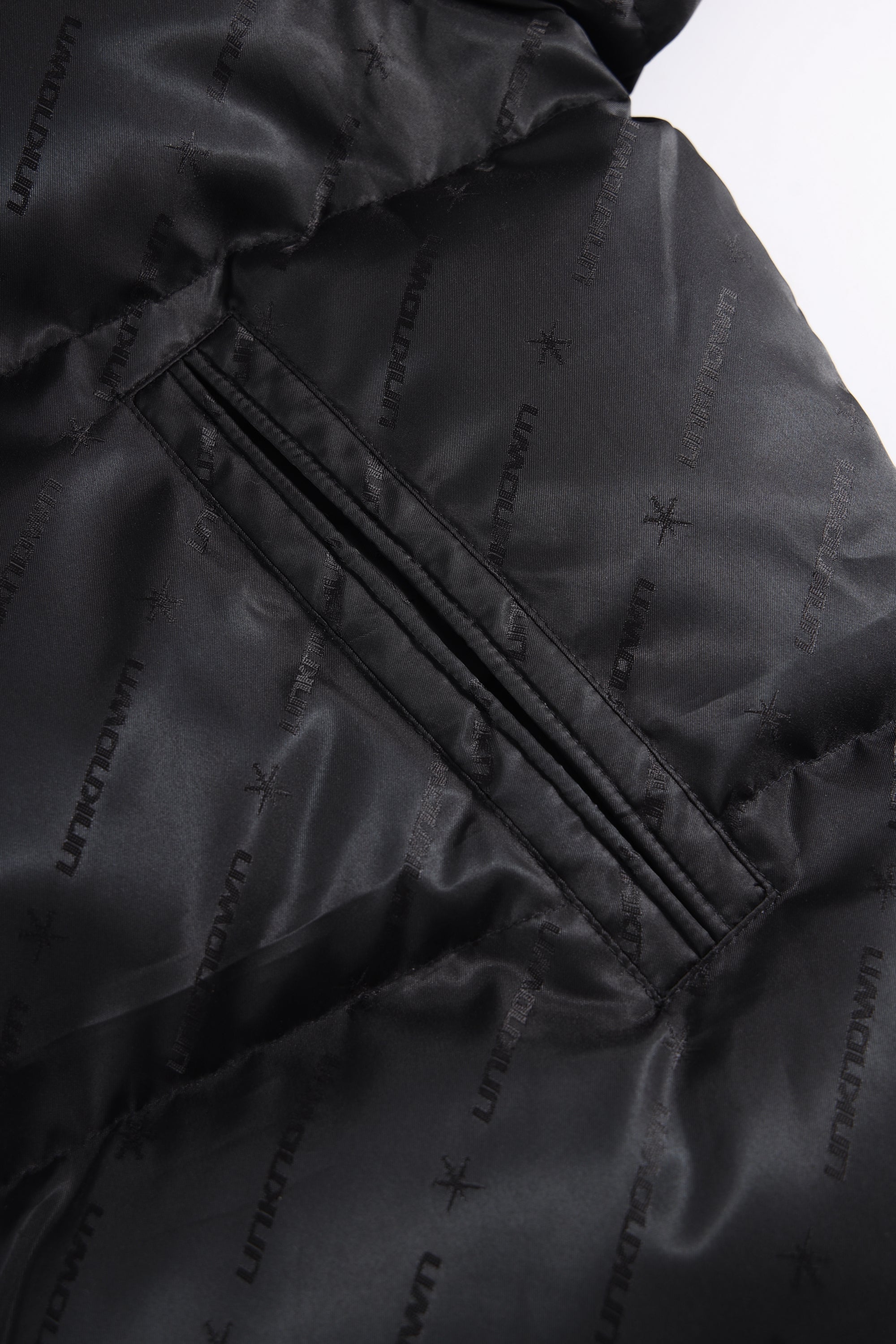 MONOGRAM PUFFER-Fineriform