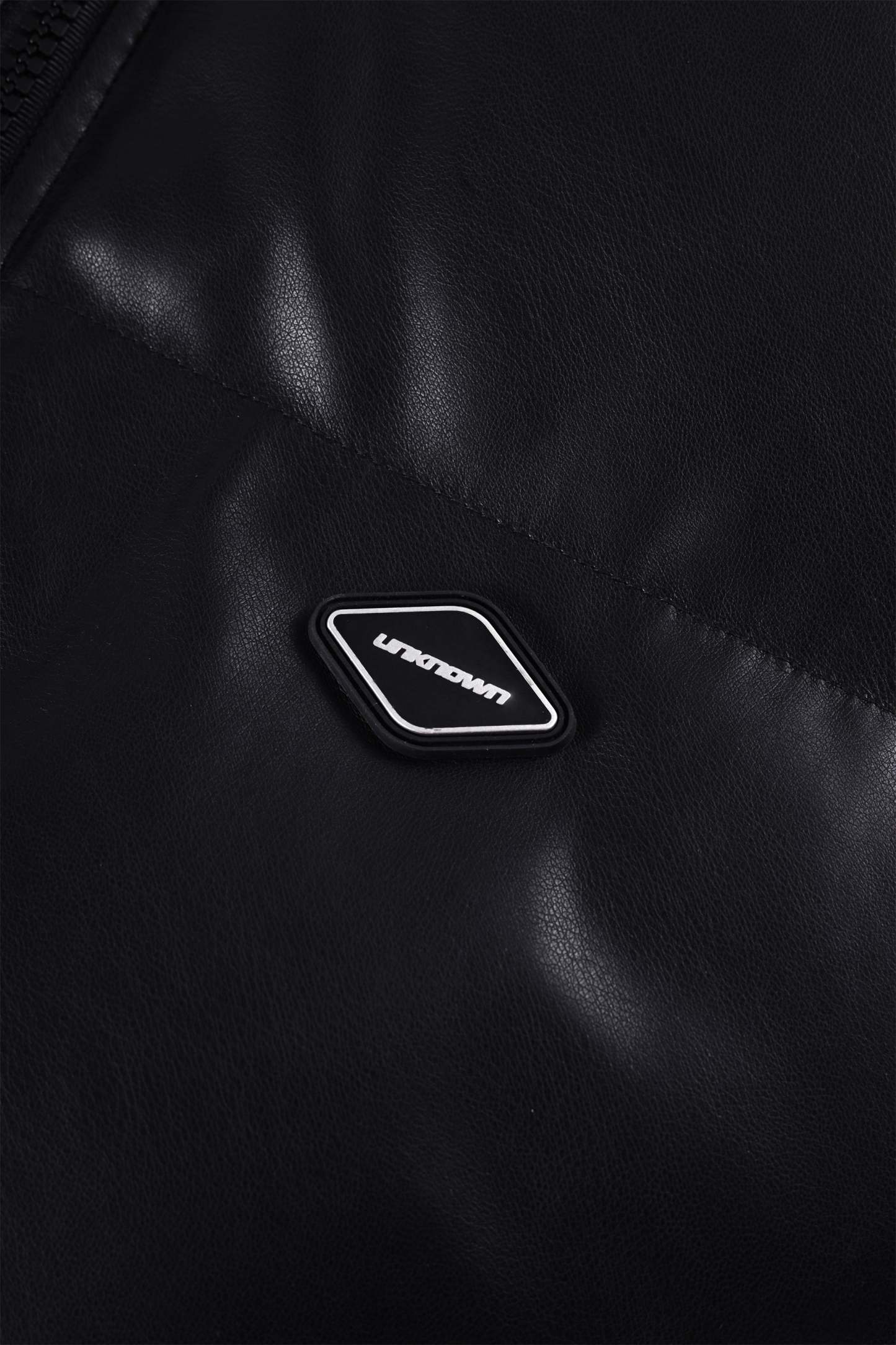 BLACKOUT PUFFER-Fineriform